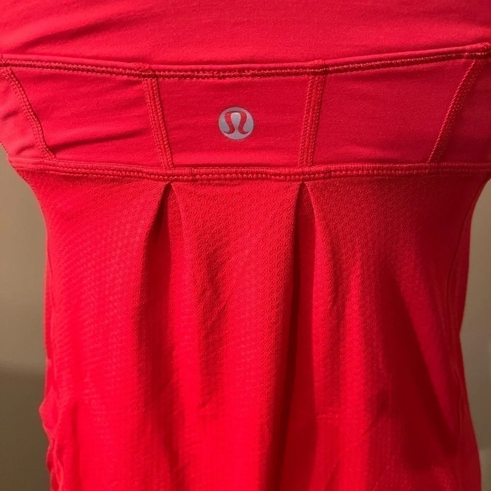 Lululemon Red Drawstring Workout Tank Top Sz 6